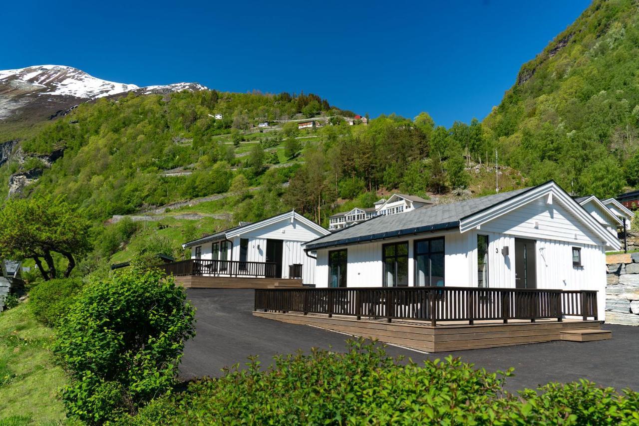 Geirangerfjorden Feriesenter Hotel Exterior photo